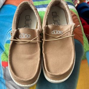 Hey dude tan youth 5